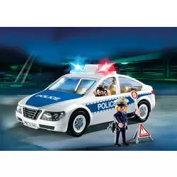 Voiture de police avec lumières clignotantes