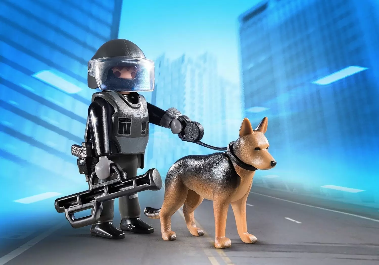 Playmobil SpecialPlus - Special Forces Policeman with dog