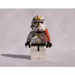 Clone Trooper with Yellow Markings and Pauldron