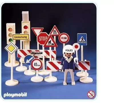 Police Playmobil - Road signs