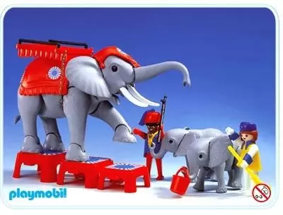 Playmobil Circus - Circus Elephants & Trainers