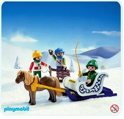 Playmobil Sports d\'hiver - Enfants et Poneys en traineau