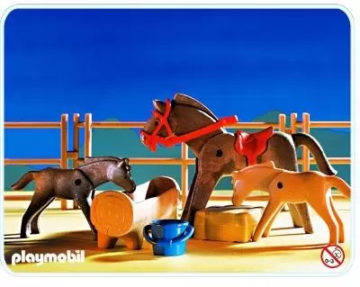 Playmobil Horse Riding - Horse, Foals & Corral
