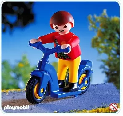 Playmobil Special - Boy on Roller