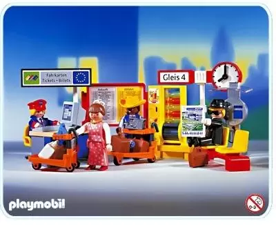 Playmobil Trains - Voyageurs et quai