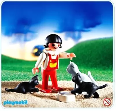 Playmobil Special - Girl With Cats