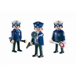 3 Police Men
