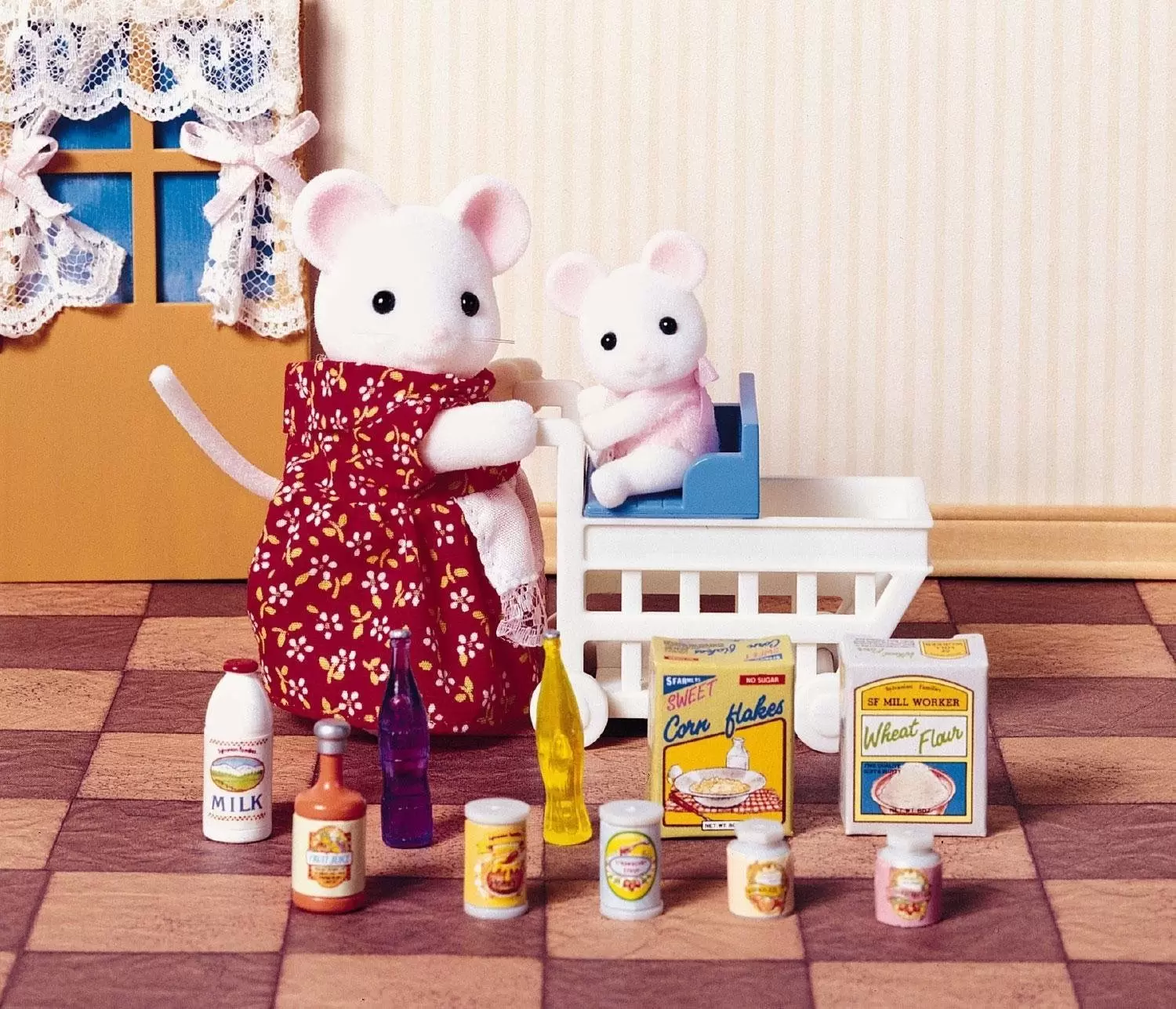 Calico Critters (USA, Canada) - Rikki & Magnolia\'s Shopping Trip