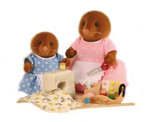 Sylvanian Families (Europe) - Sewing with Mother Set