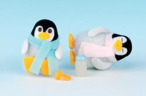 Les jumeaux Pingouin et leur voiture - Figurines Sylvanian Families - Achat  en ligne