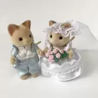 Dante Cat Wedding Couple