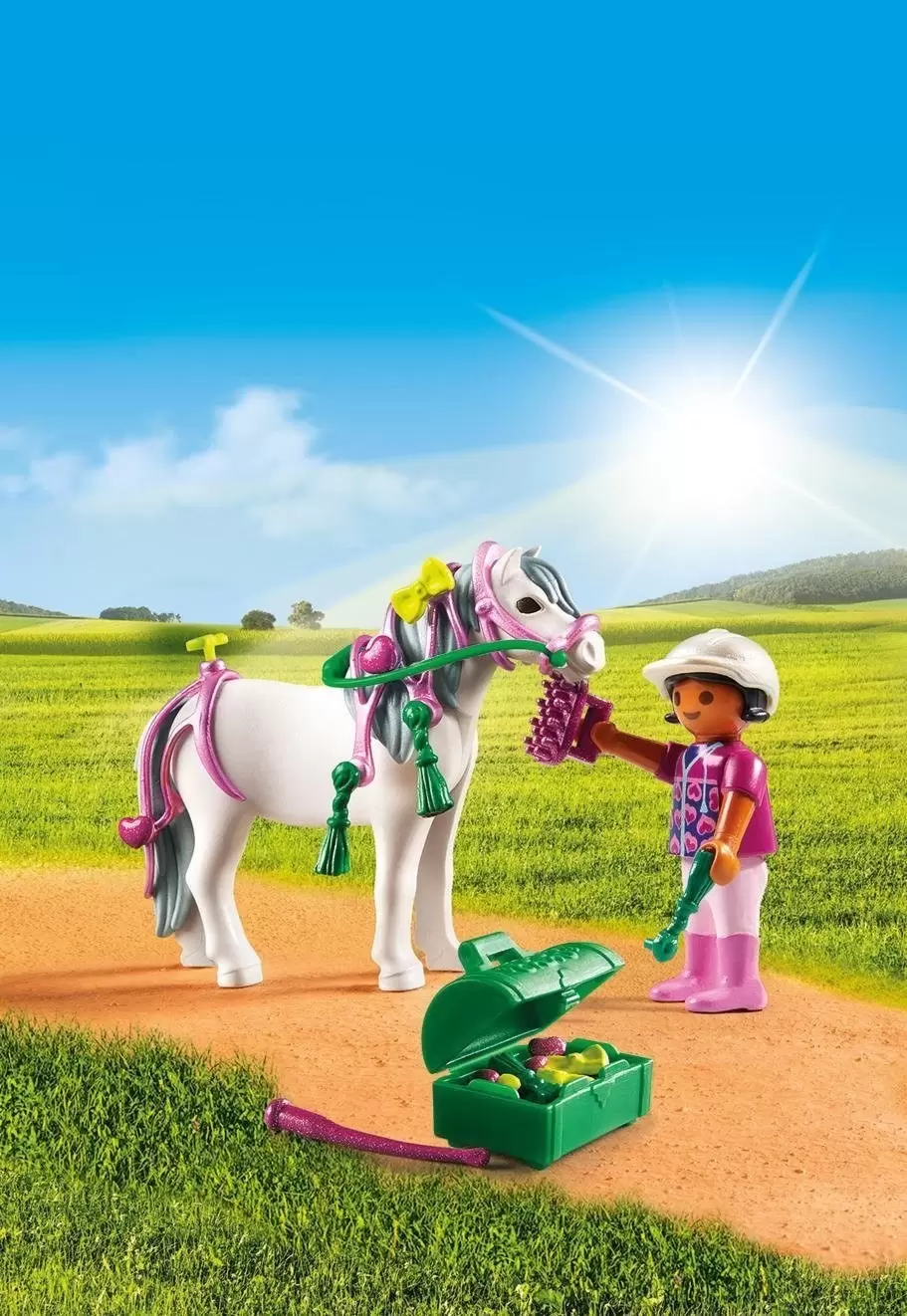 Groomer with Heart Pony - Playmobil Horse Riding