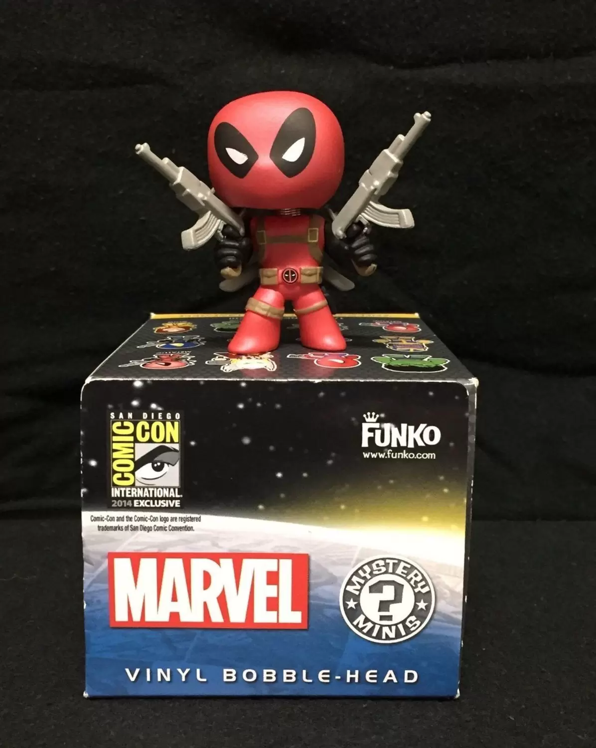 Mystery Minis Marvel Universe - San Diego Comic-Con - Deadpool With Guns Metallic