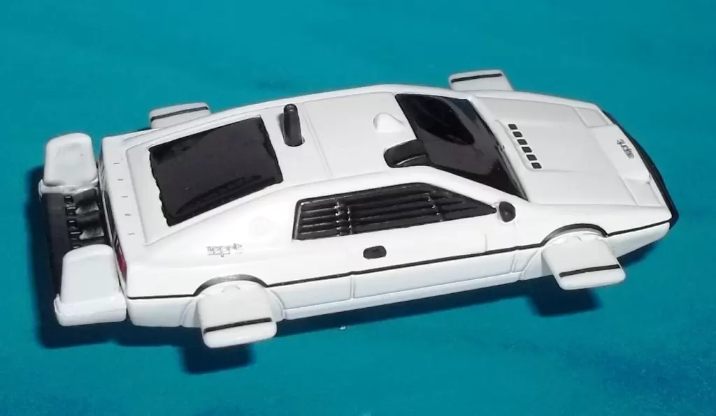 Hot Wheels Classiques - Lotus Esprit S1 - The Spy Who Loved Me
