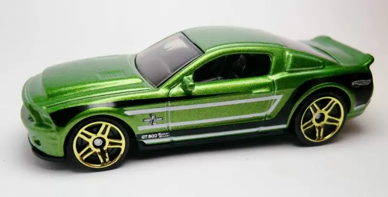 Hot Wheels Classiques - \'10 Ford Shelby GT500 Super Snake