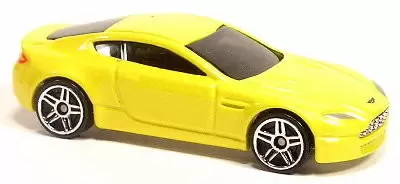 Hot Wheels Classiques - Aston Martin V8 Vantage