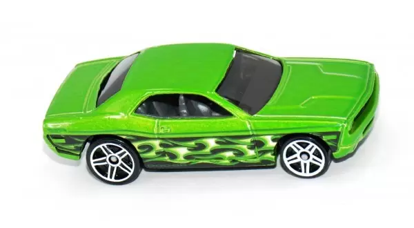Mainline Hot Wheels - Dodge Challenger Concept