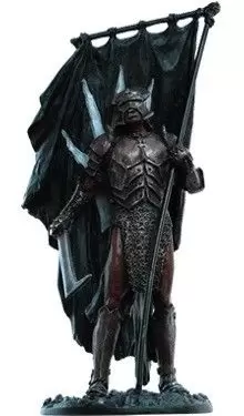 Figurines : Le Seigneur des Anneaux - Un porte étendard Uruk-Hai