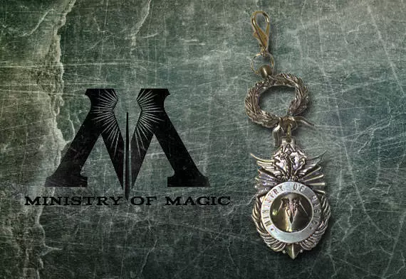 The Noble Collection : Harry Potter - Ministery of Magic Keychain
