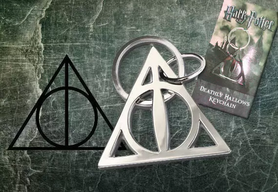 Deathly Hallows Keychain - The Noble Collection : Harry Potter NNXT0015