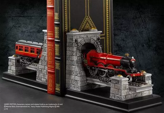 The Noble Collection : Harry Potter - Hogwarts Express Bookend Set
