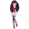 Nous avons 2 acheteurs pour Draculaura - Basic