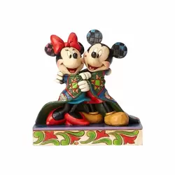 Warm Wishes - Mickey and Minnie Wrapped in Quilt