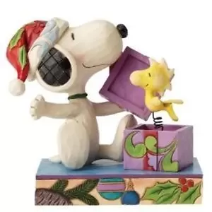 Peanuts - Jim Shore - Snoopy and Woodstock Christmas Surprise