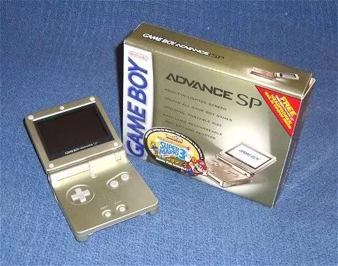 Game Boy Advance SP - Game Boy Advance SP Toys \'R\' Us Gold
