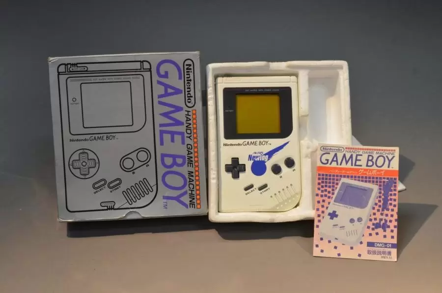 Game Boy - Game Boy Altus Newing