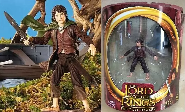 Original Series LOTR - Elven Cloaked Frodo