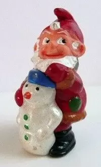 Dwarf Four seasons - Dwarf making a snowman