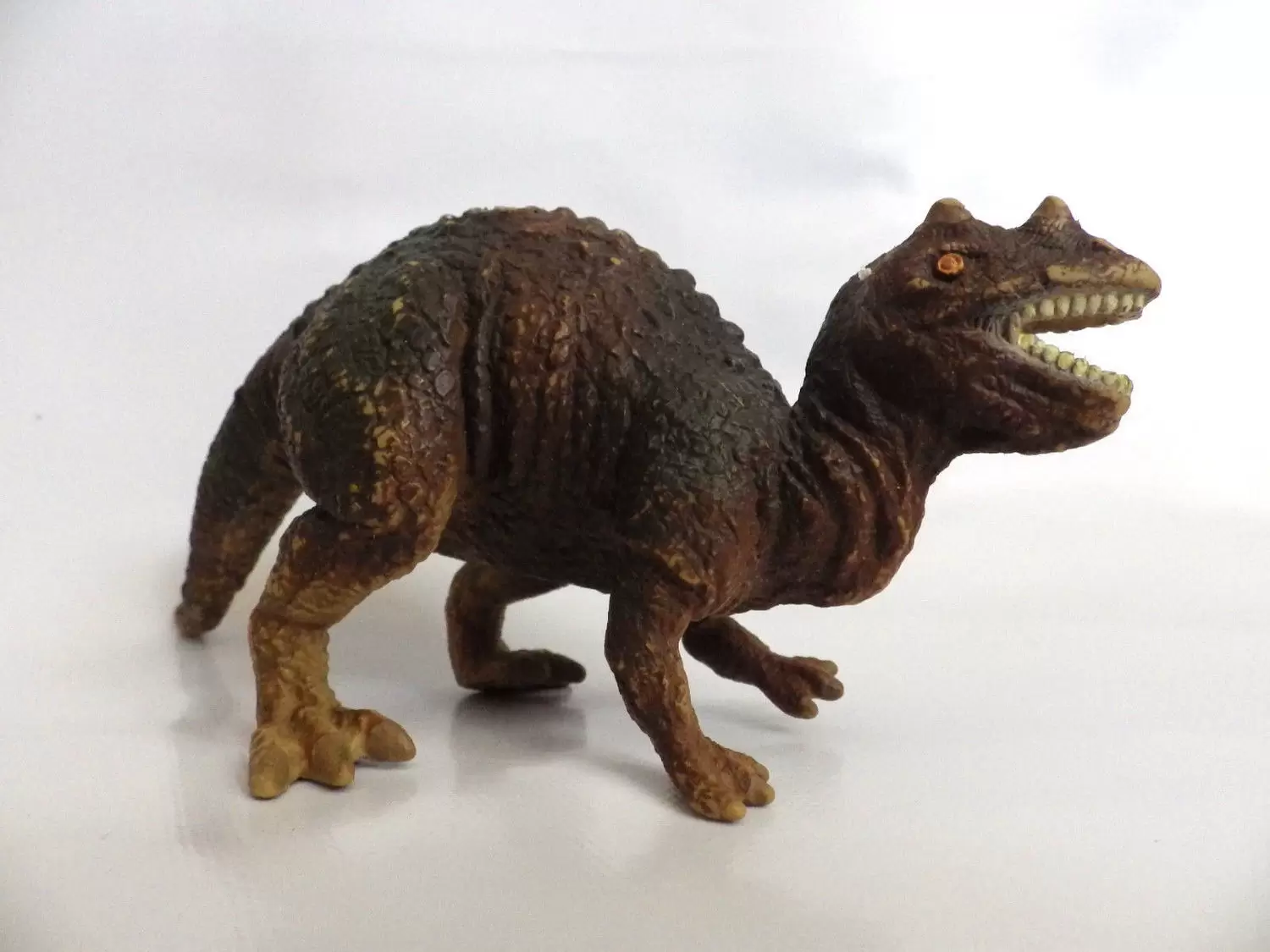 Dinosaurs - Ceratosaurus