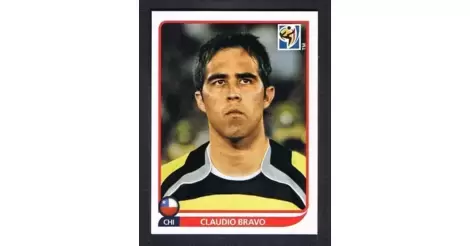 N°621 CLAUDIO BRAVO # CHILE STICKER PANINI WORLD CUP SOUTH AFRICA 2010