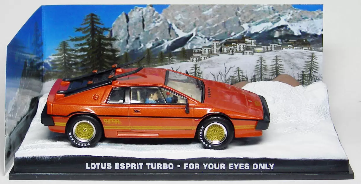 Lotus Esprit Turbo James Bond 007 FYEO 1:43 Diecast Model Car DY008