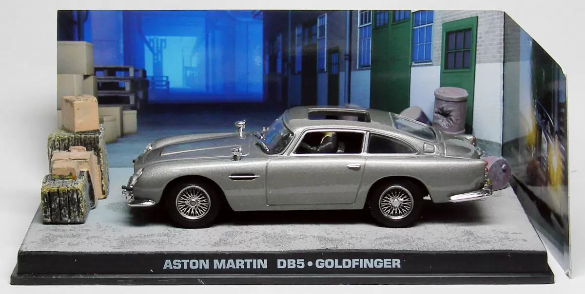 Les voitures de James Bond 007 - Aston Martin DB5 (avec son siège éjectable)