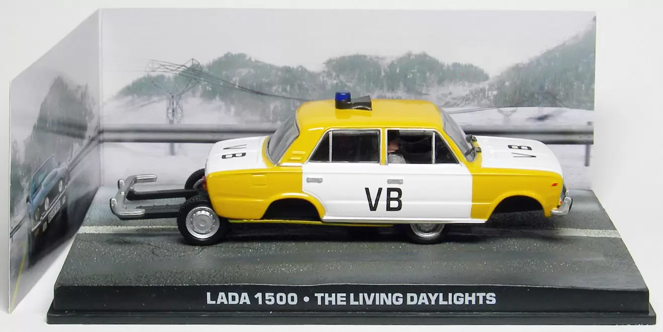 Les voitures de James Bond 007 - Lada 1500  \