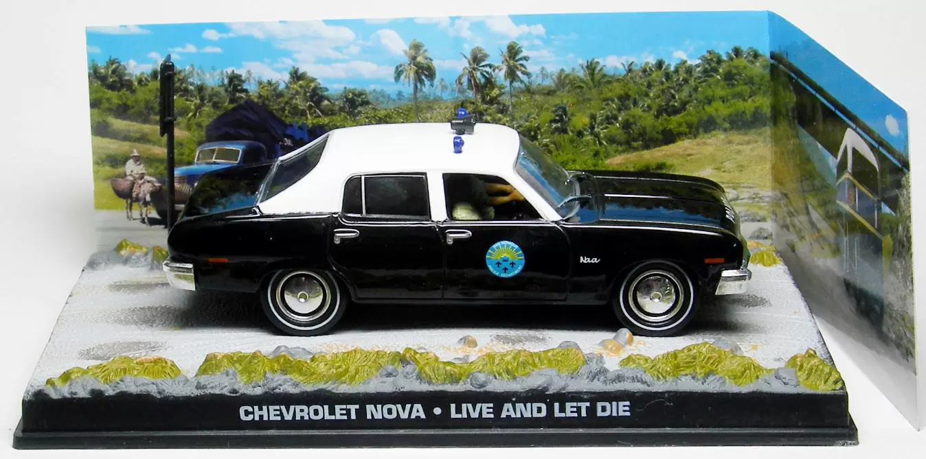 Les voitures de James Bond 007 - Chevrolet Nova (Police)