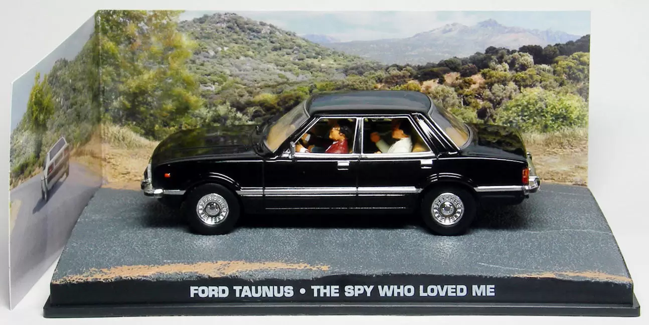 Les voitures de James Bond 007 - Ford Taunus