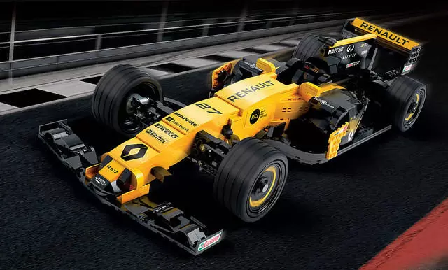 LEGO Speed Champions - Renault Sport Formula Team R.S.17