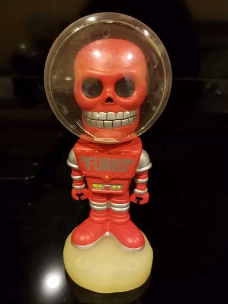 Mini Wacky Wobbler - Robot Skull Spaceman Red