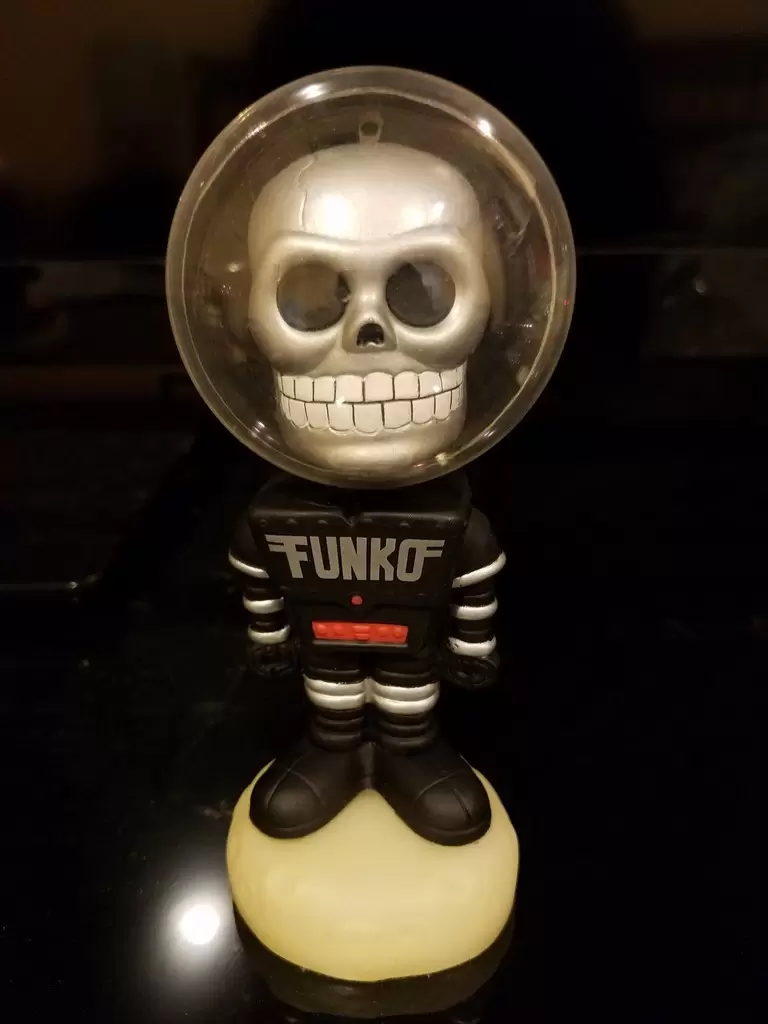 Mini Wacky Wobbler - Robot Skull Spaceman Silver