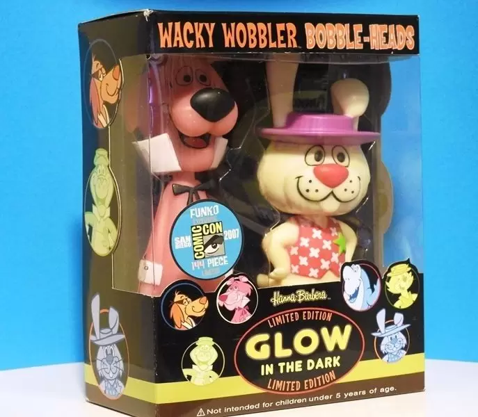 Wacky Wobbler Cartoons - Snagglepuss and Ricochet Rabbit Glow In The Dark 2 Pack