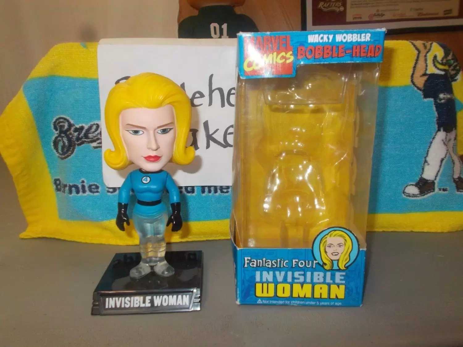 Wacky Wobbler Marvel - Fantastic Four - Invisible Woman Chase