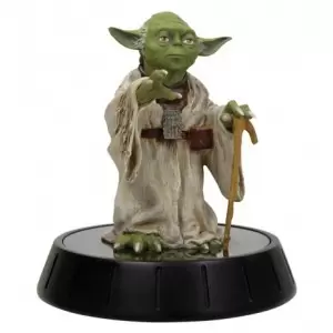 Gentle Giant Statue - Yoda