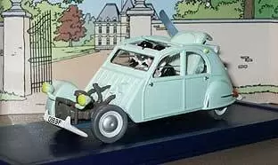 En voiture Tintin - Editions Atlas - La 2 CV emboutie des Bijoux de La Castafiore