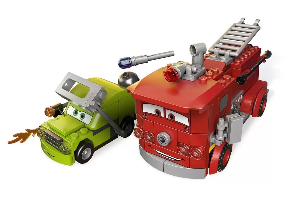 LEGO Cars - Red’s Water Rescue