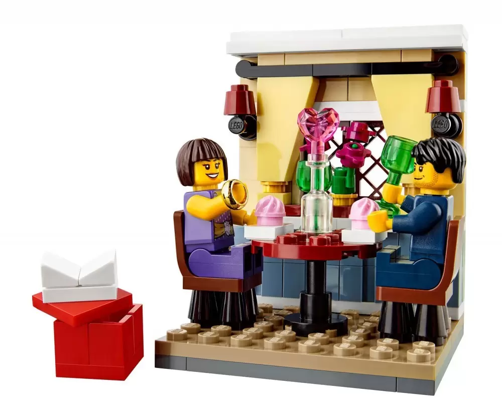 LEGO Seasonal - Valentine\'s Day Dinner