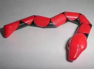 Serpents Articulés - 1991 - Rouge et noir
