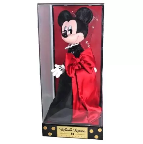 Minnie Mouse Signature - Minnie Signature D23 Red Carpet